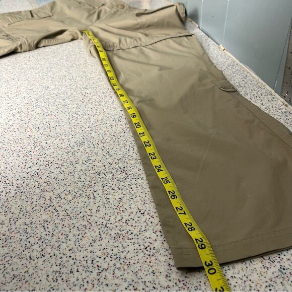 The North Face Paramount 2.0 Convertible Cargo Pants Shorts Tan Women’s Size 8 - Picture 11 of 11